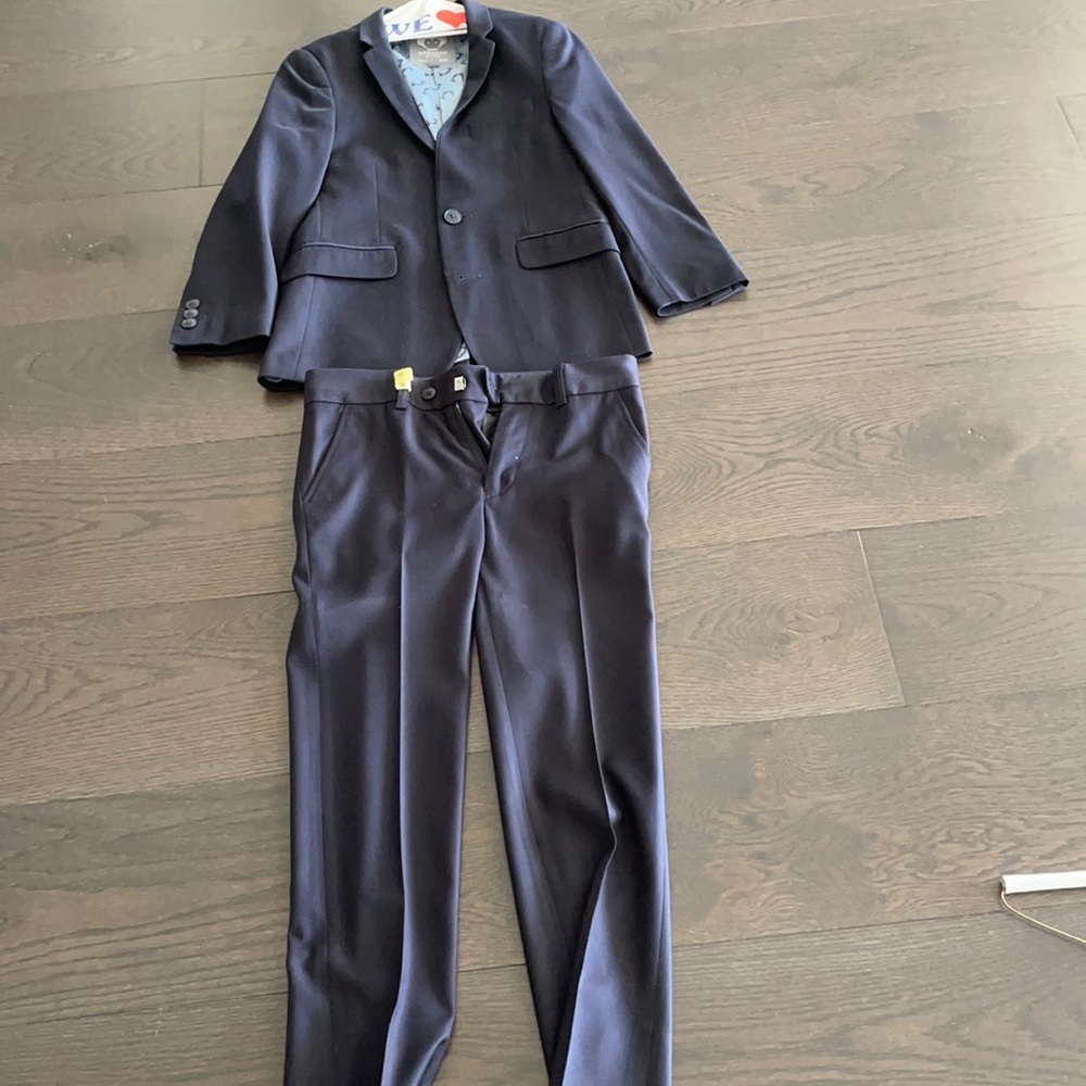 Suit